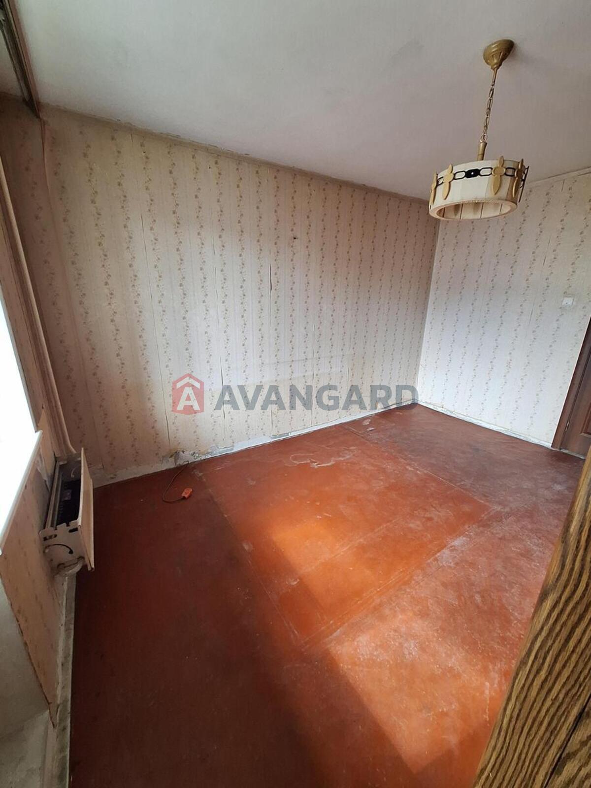 3 ��. ��������, 71/42/7 ��. �., 8/9 ������ ���� 17