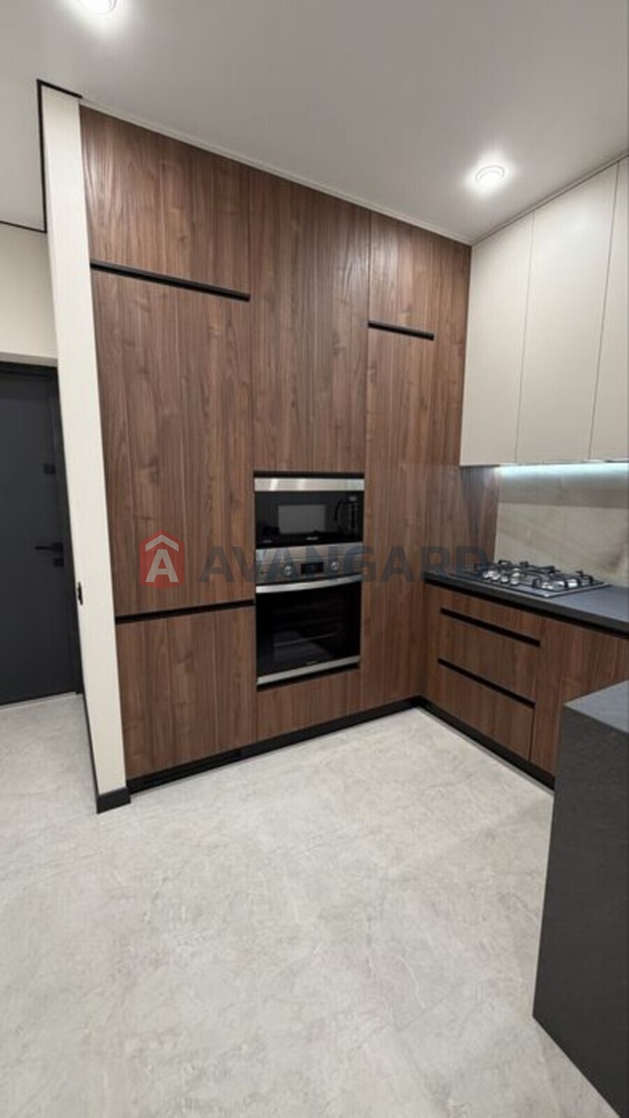 1 ��. ��������, 43/-/17 ��. �., 4/10 ������ ���� 3