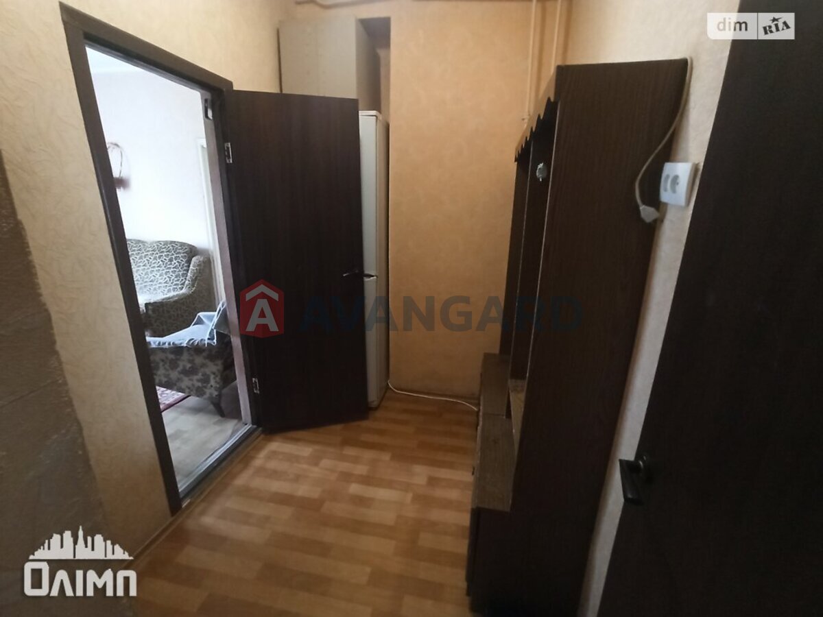 2 ����. ��������, 35/23/7 ��. �., 1/2 ���� ���� 8