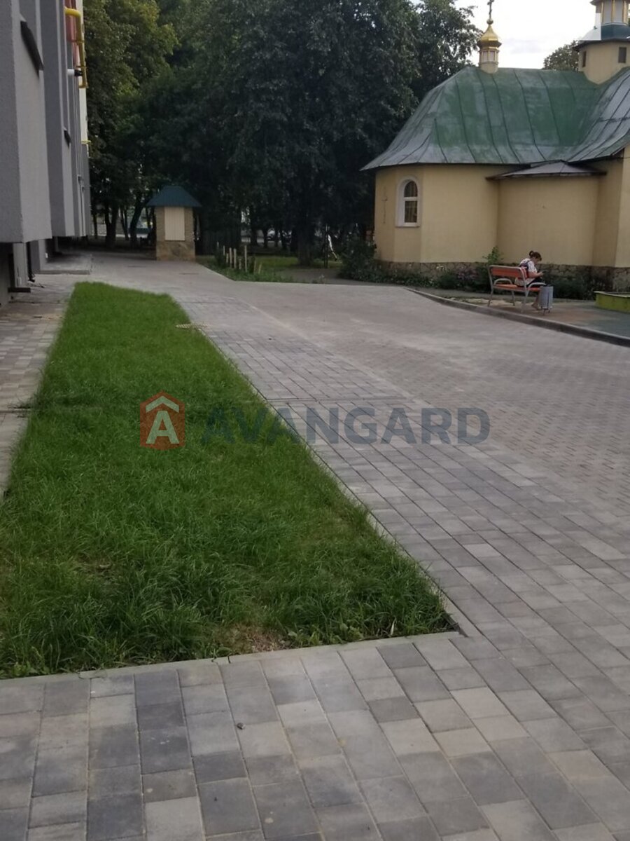 1 ��. ��������, 42/17/12 ��. �., 11/11 ������ ���� 8