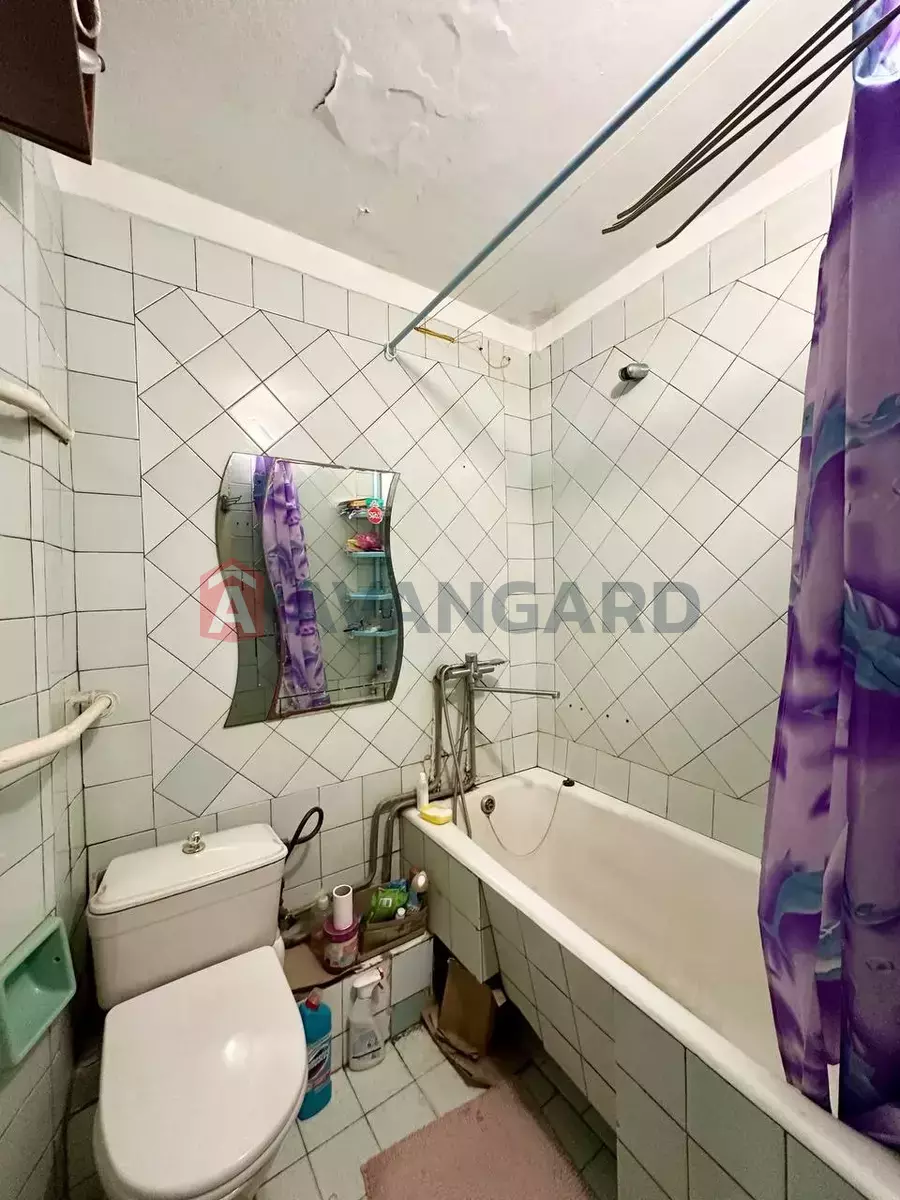 1 ��. ��������, 37/-/- ��. �., 3/9 ������ ���� 8