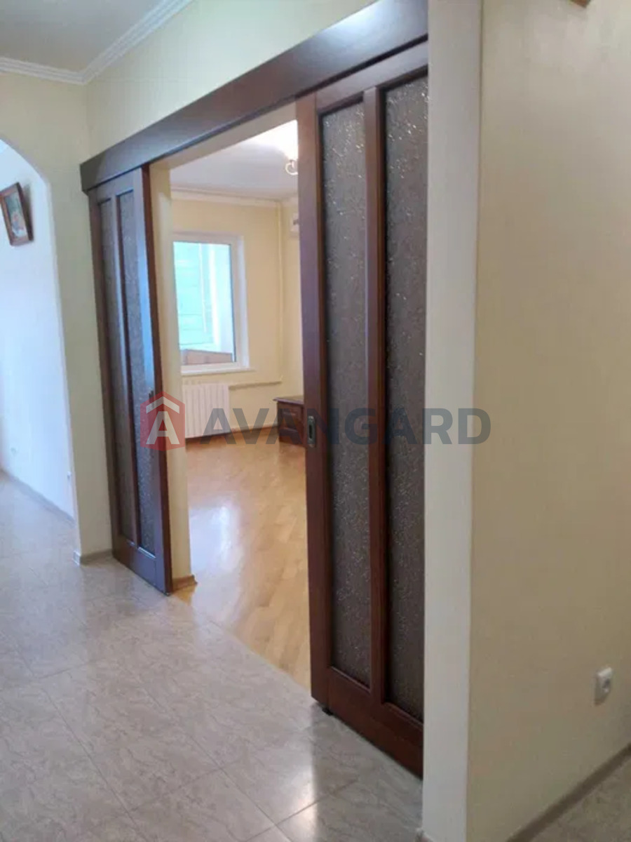 1 ��. ��������, 45/-/8 ��. �., 5/10 ������ ���� 5