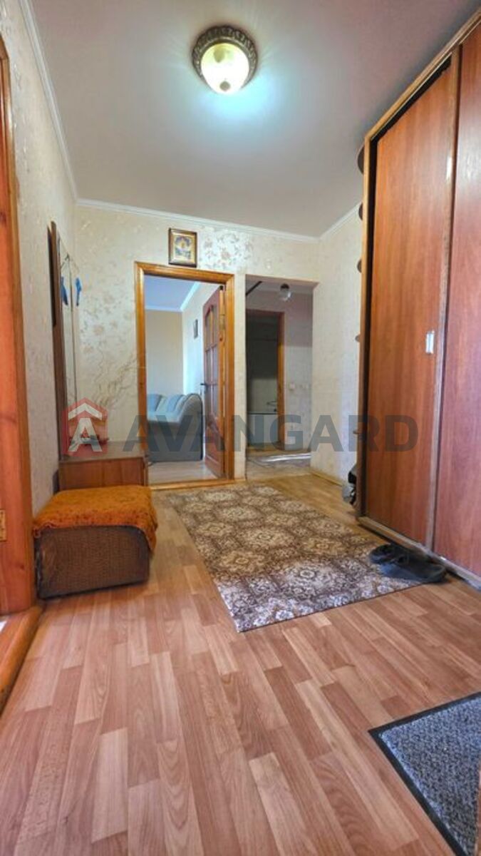 3 ��. ��������, 63/-/6 ��. �., 8/9 ������ ���� 2