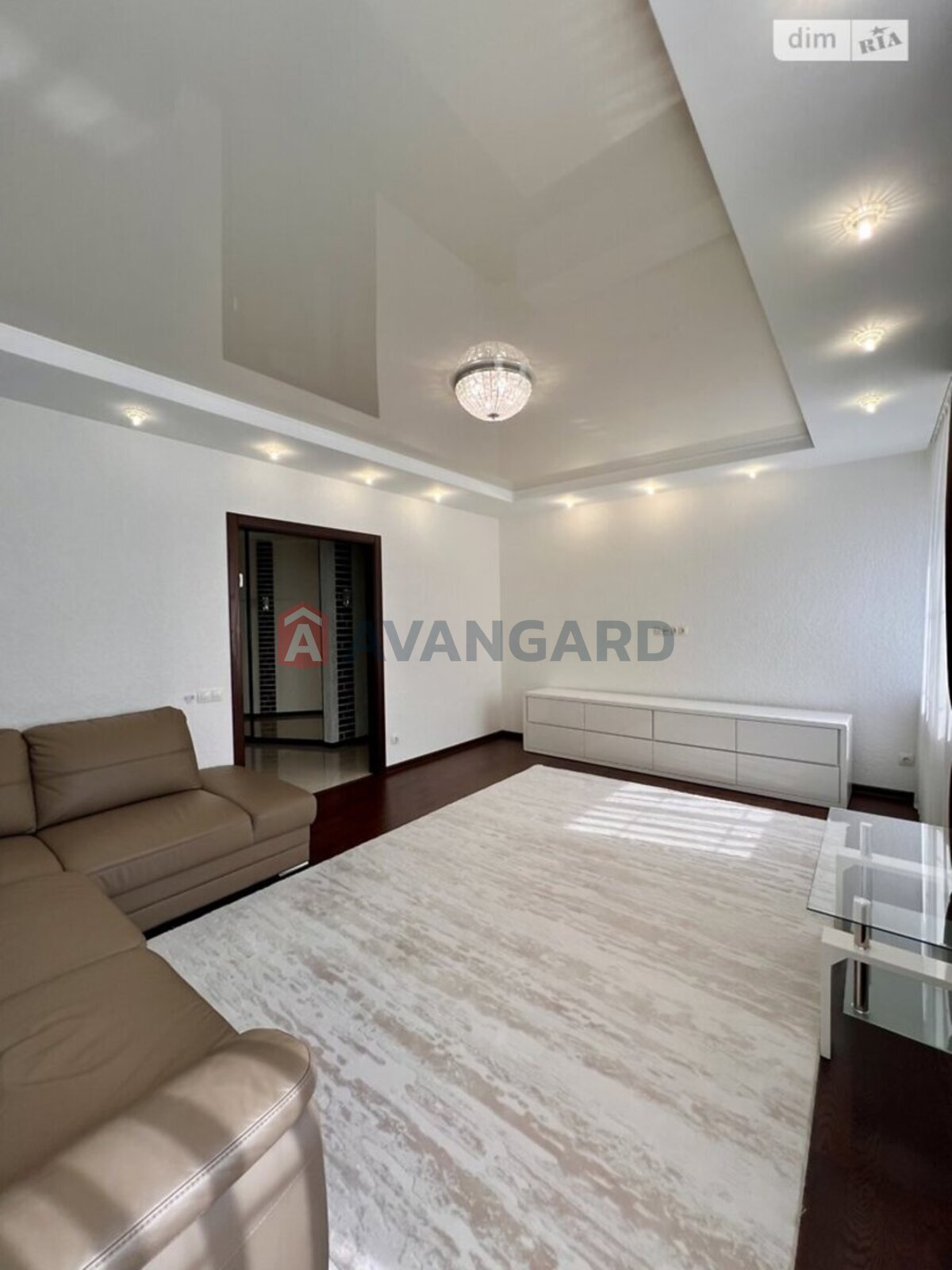 4 ��. ��������, 108/71/11 ��. �., 4/7 ������ ���� 4