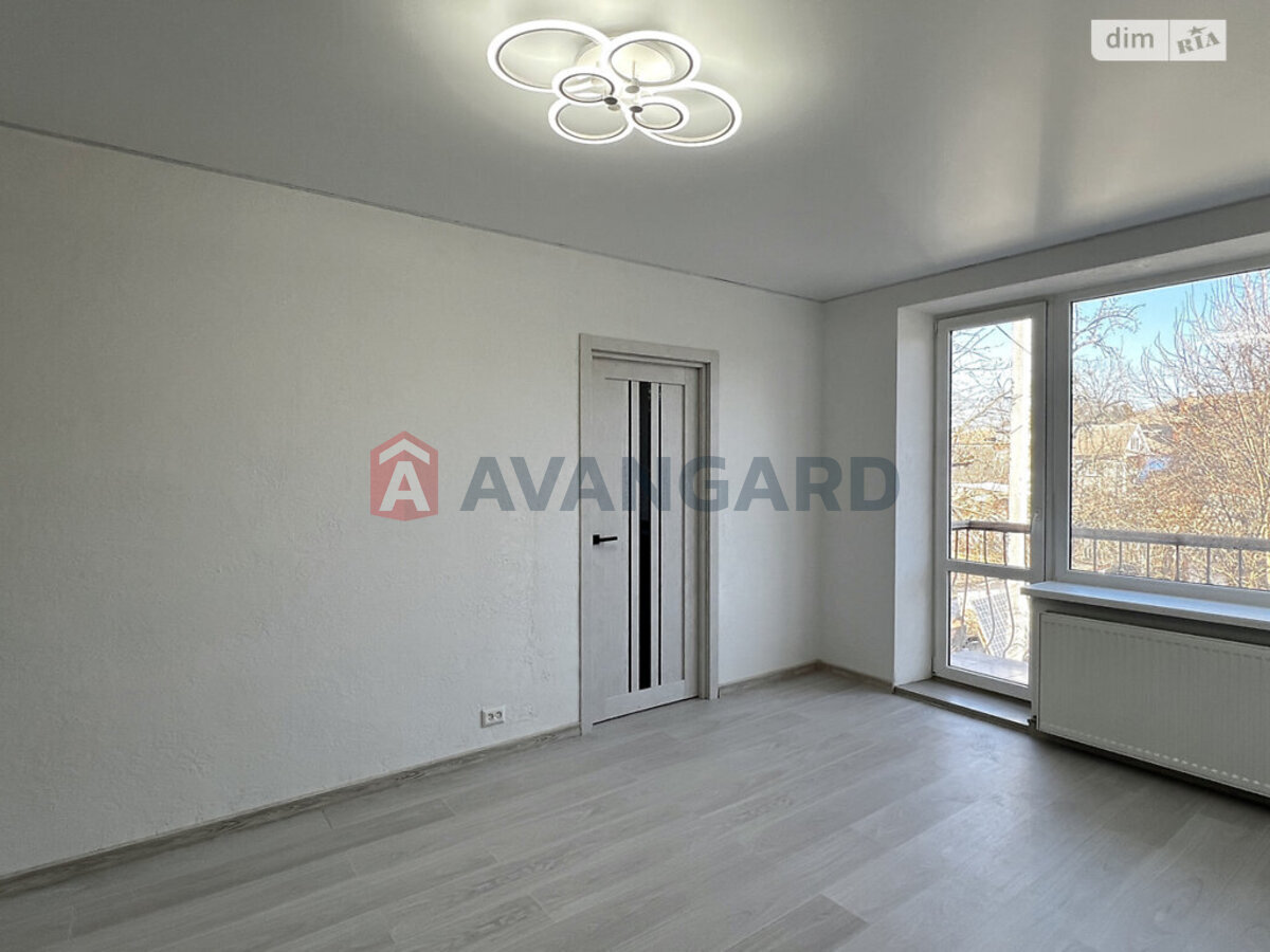 2 ��. ��������, 44/31/6 ��. �., 2/4 ������ ���� 1