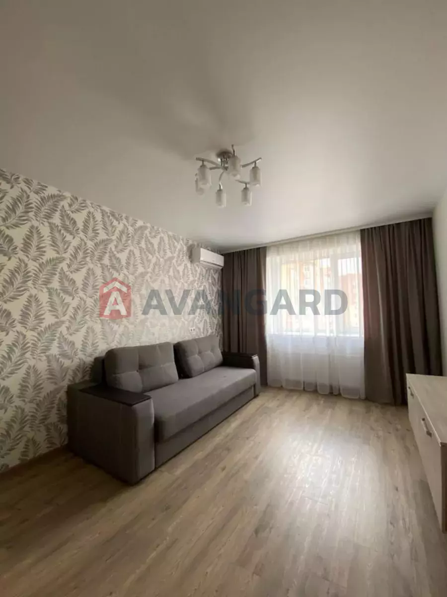 2 ��. ��������, 67/-/18 ��. �., 10/12 ������ ���� 7