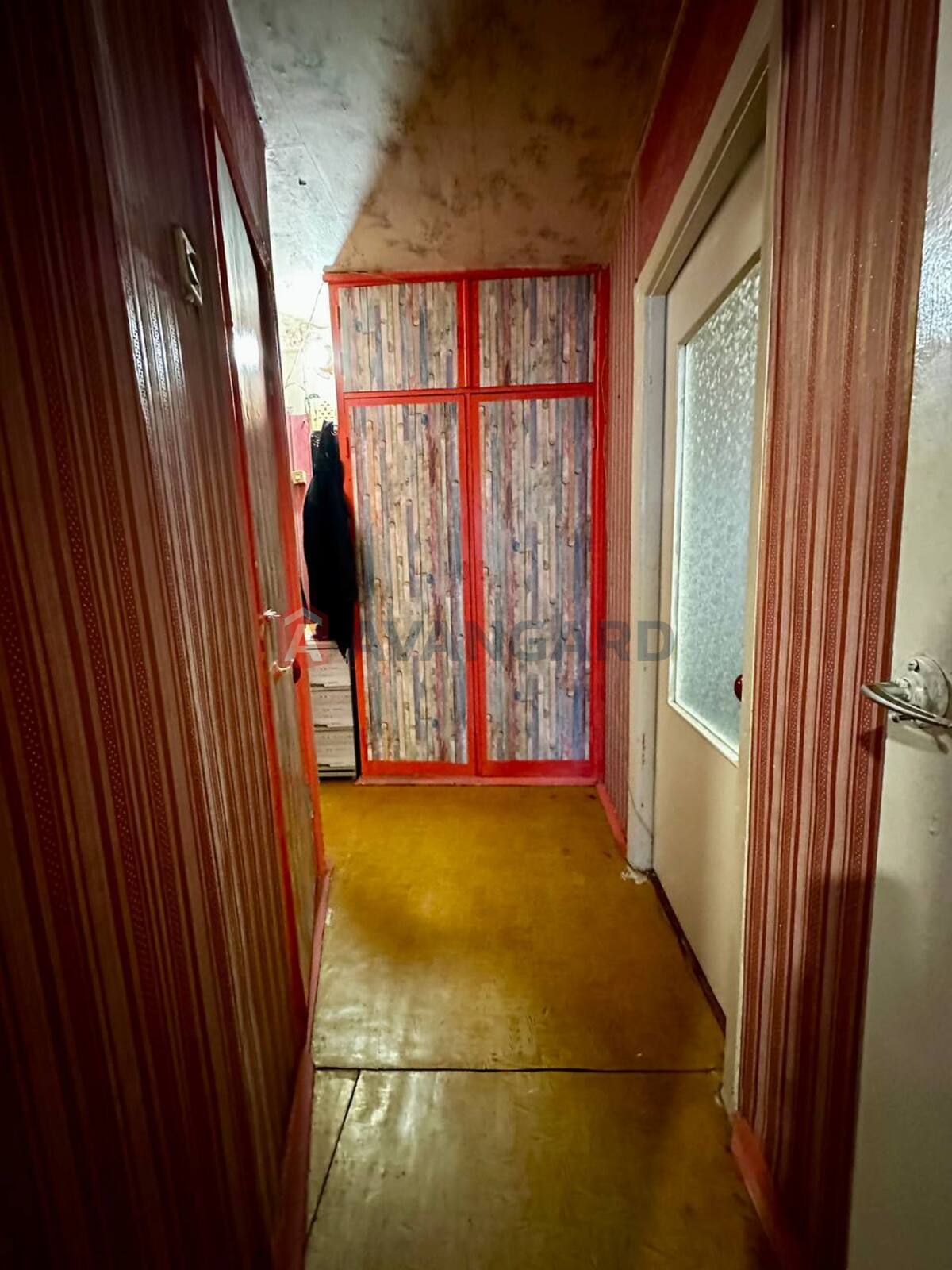 2 ��. ��������, 44/-/6 ��. �., 3/5 ������ ���� 13