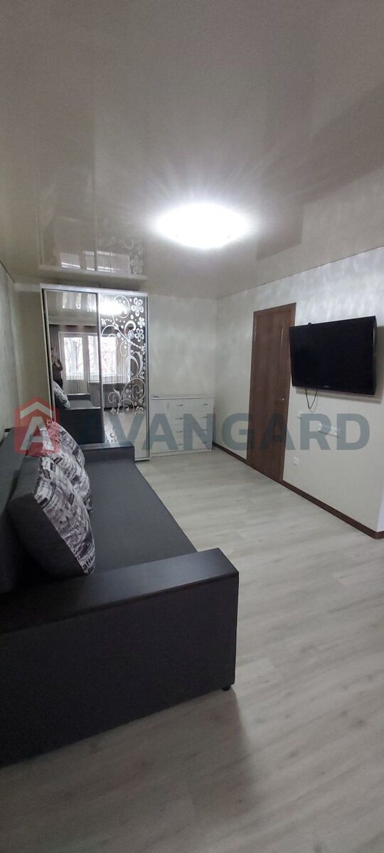 1 . , 31/-/6 . ., 2/6   6