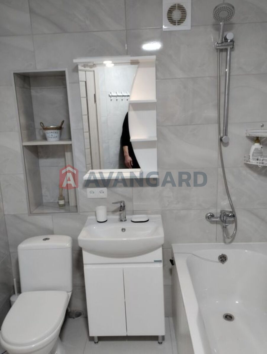 2 ��. ��������, 54/-/8 ��. �., 3/3 ������ ���� 3