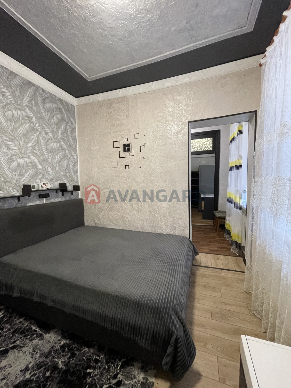 2 ����. ��������, 44/-/31 ��. �., 1/2 ���� ���� 10