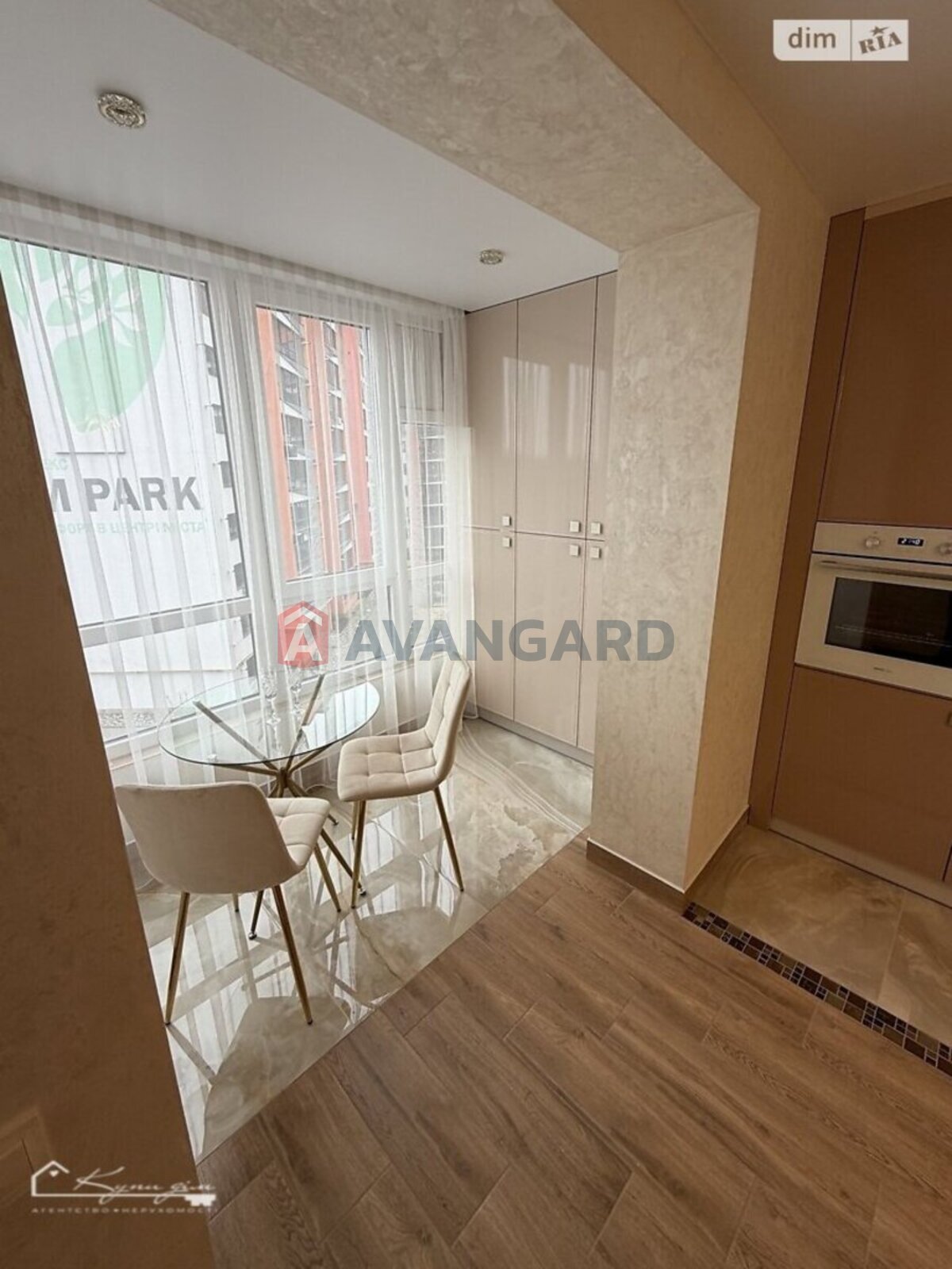 1 ��. ��������, 46/20/15 ��. �., 5/10 ������ ���� 4