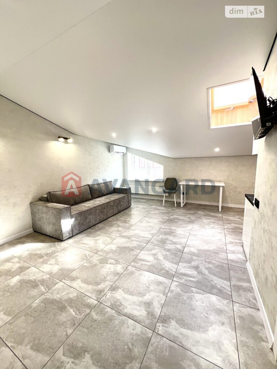 1 ��. ��������, 32/-/- ��. �., 3/3 ������ ���� 2