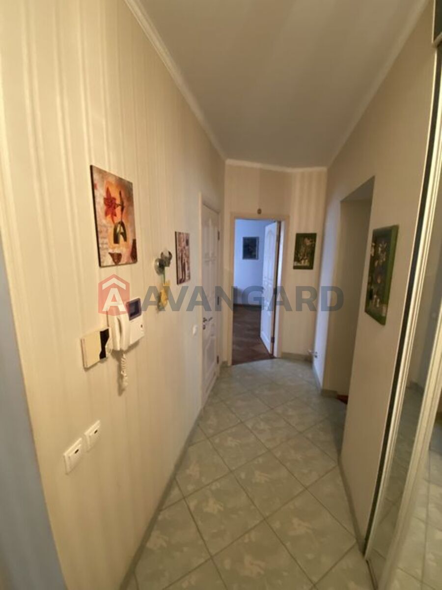 5 ��. ��������, 170/-/12 ��. �., 1/2 ������ ���� 16