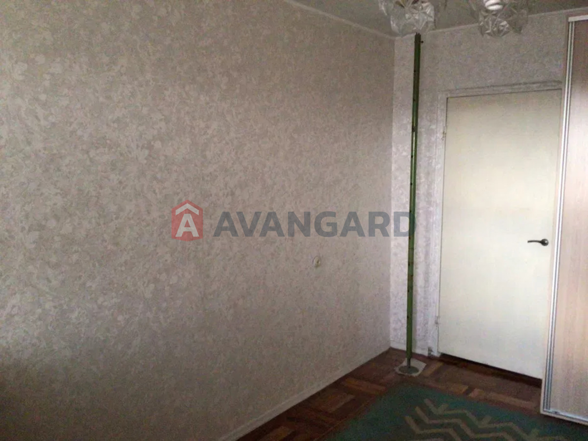 3 . , 67/-/8 . ., 4/9   20