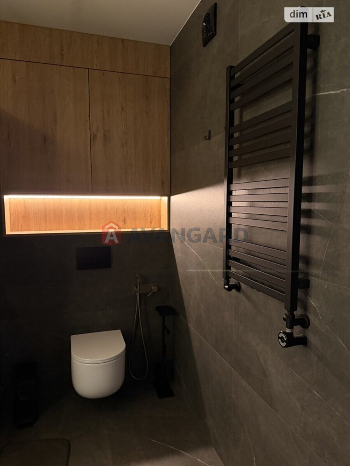 1 ��. ��������, 53/53/6 ��. �., 3/10 ������ ���� 12