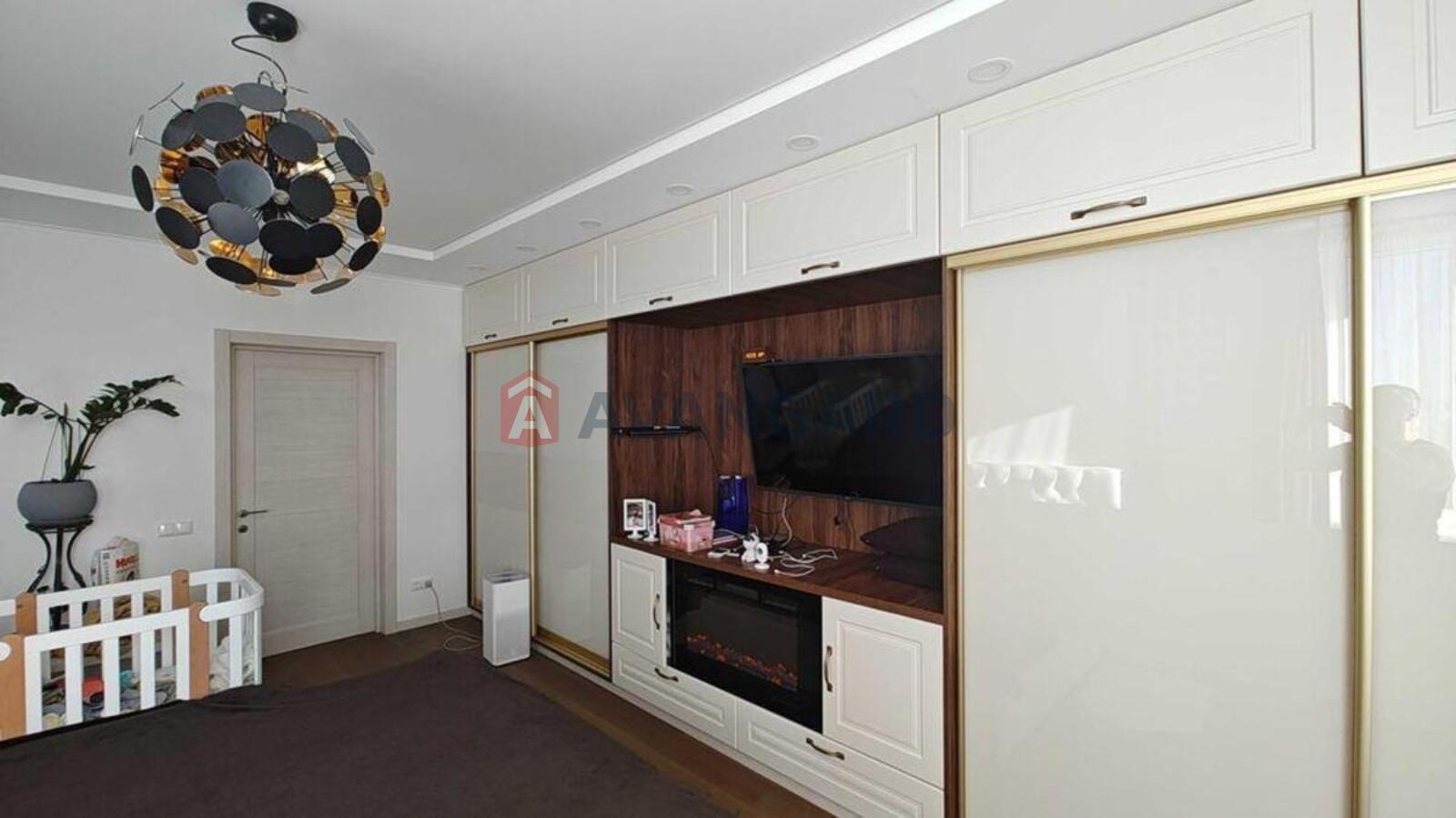 2 ��. ��������, 95/-/19 ��. �., 11/24 ������ ���� 12