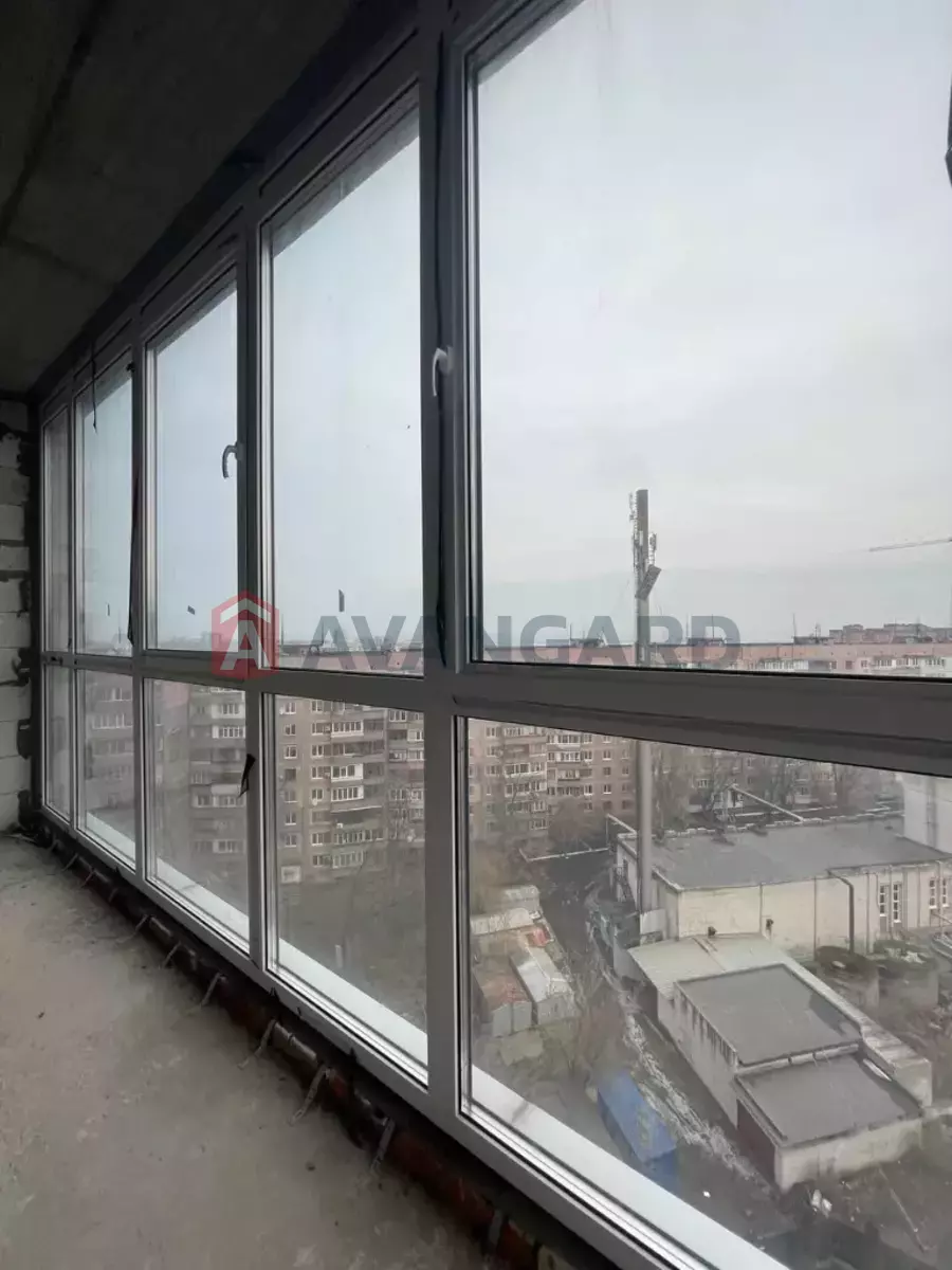 3 ��. ��������, 76/56/10 ��. �., 10/14 ������ ���� 6