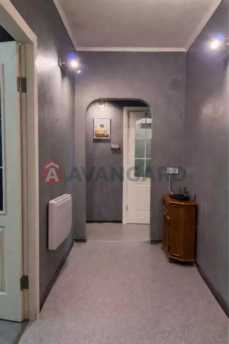 3 ��. ��������, 65/-/10 ��. �., 2/9 ������ ���� 5