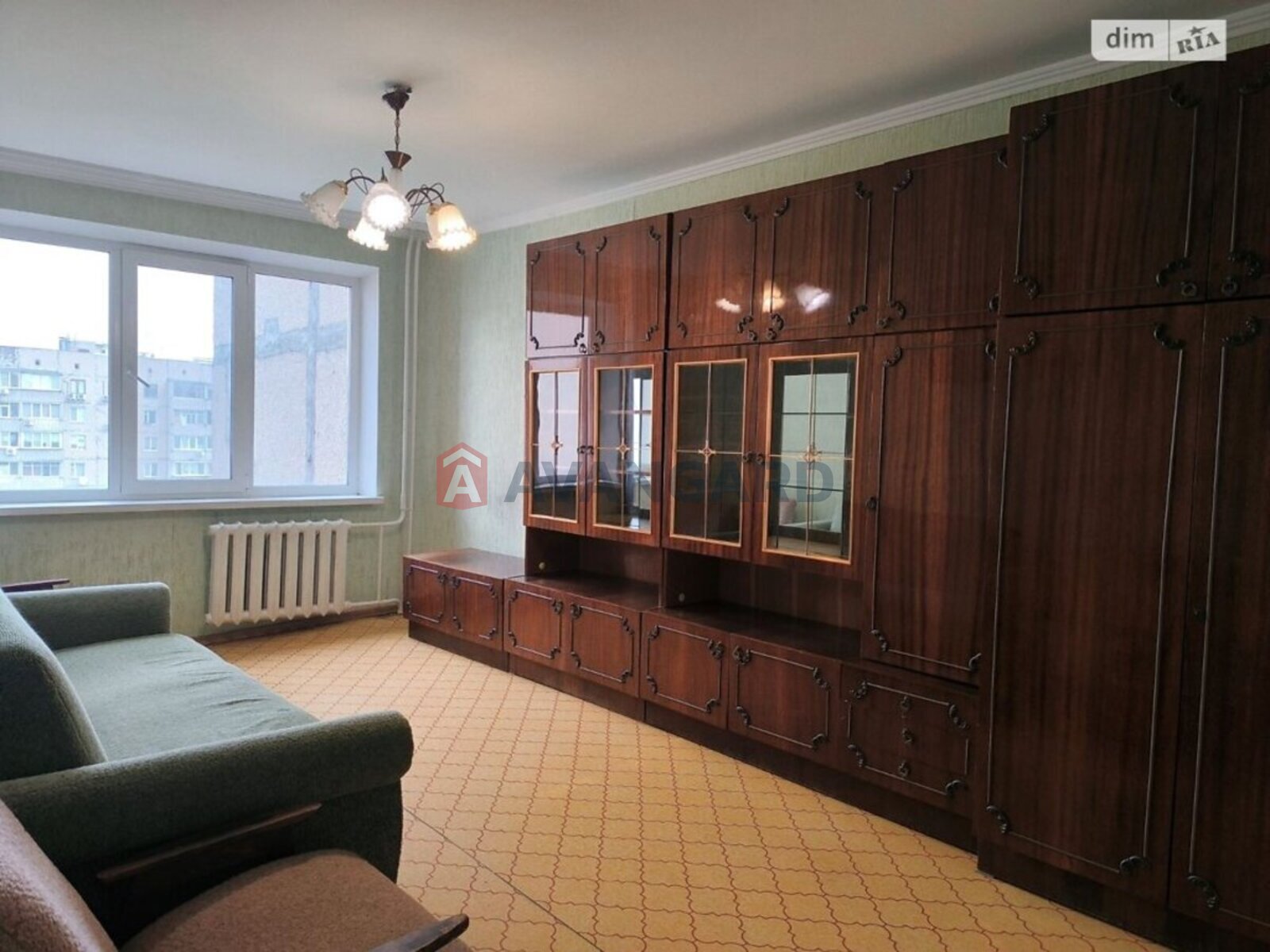 3 ��. ��������, 63/38/8 ��. �., 7/9 ������ ���� 1