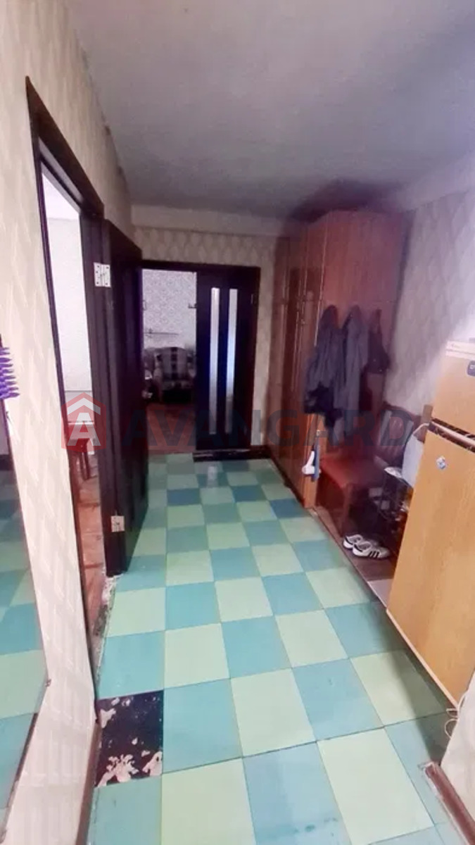 2 . , 50/-/7 . ., 1/9   9
