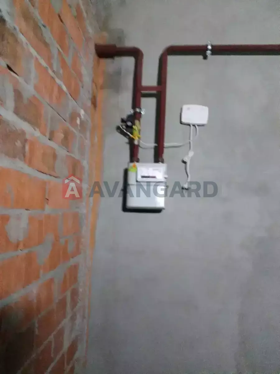 2 ��. ��������, 76/36/20 ��. �., 4/10 ������ ���� 4