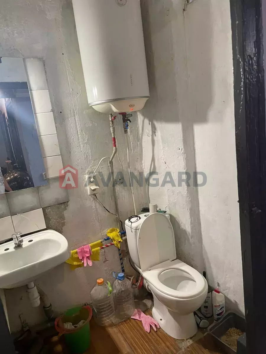 3 ��. ��������, 57/-/7 ��. �., 9/9 ������ ���� 11