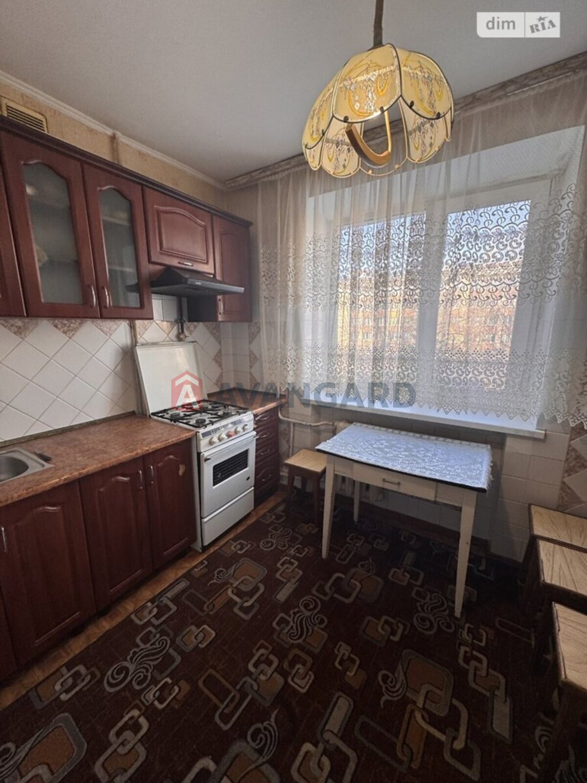 2 ��. ��������, 48/27/7 ��. �., 5/9 ������ ���� 5