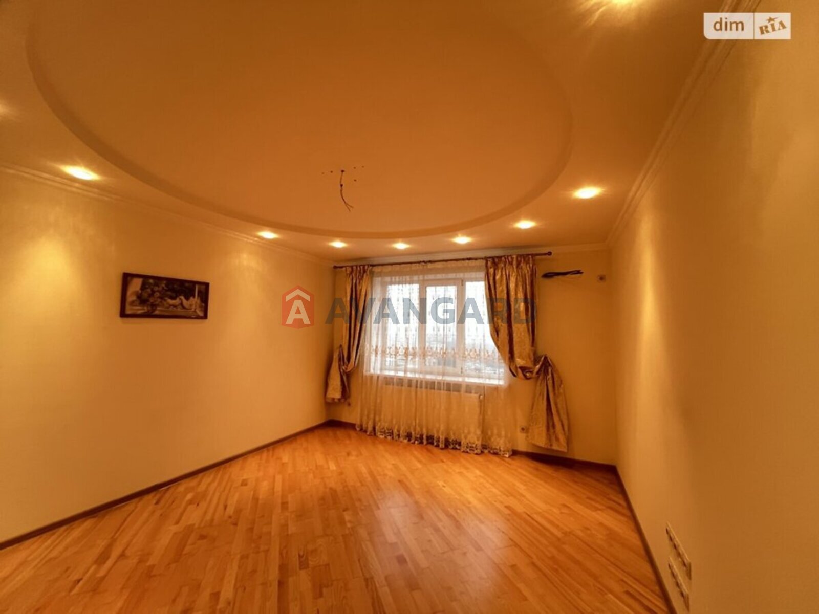 1 ��. ��������, 178/55/10 ��. �., 9/10 ������ ���� 18