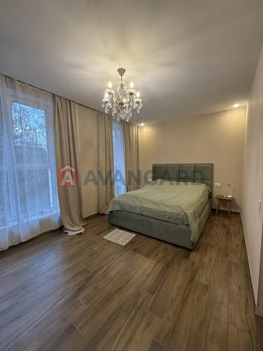 2 ��. ��������, 71/-/25 ��. �., 1/5 ������ ���� 13