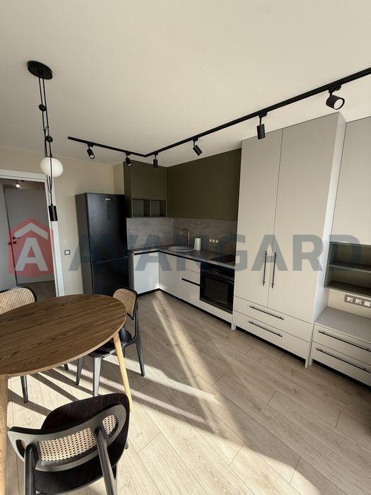 1 ��. ��������, 26,4/-/8 ��. �., 19/27 ������ ���� 1