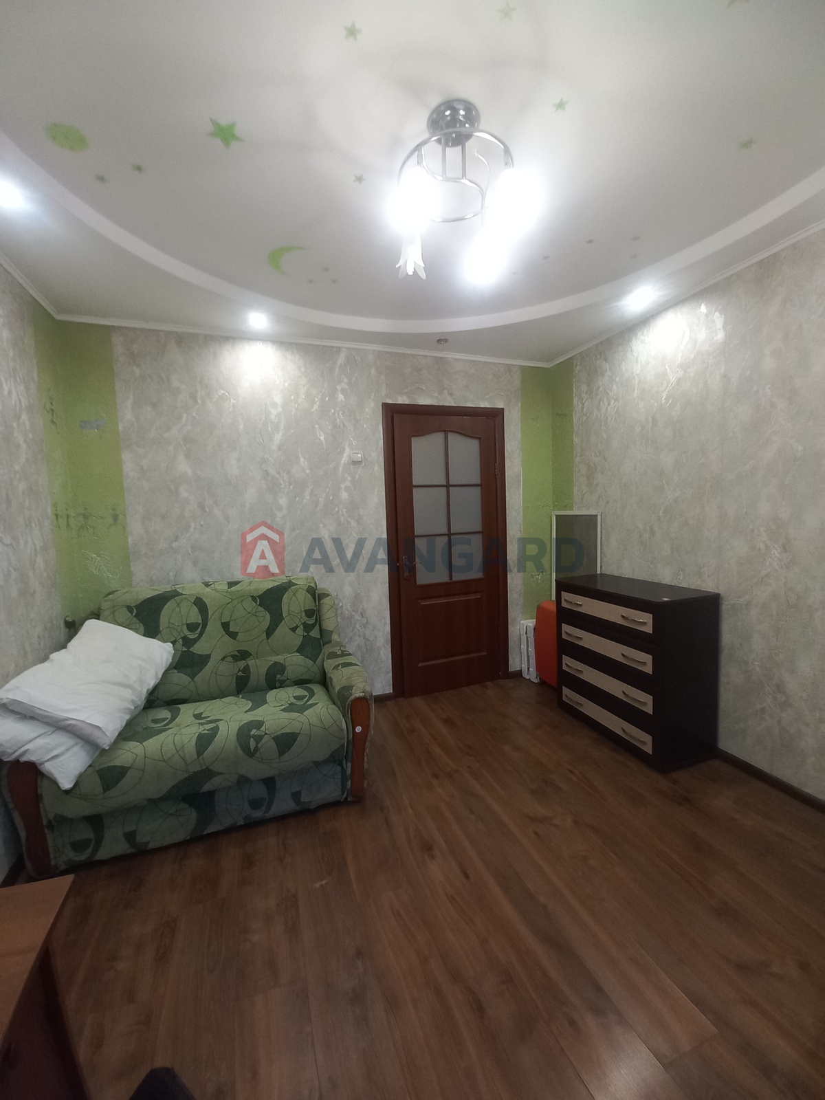 2 ��. ��������, 51/-/8 ��. �., 2/9 ������ ���� 8