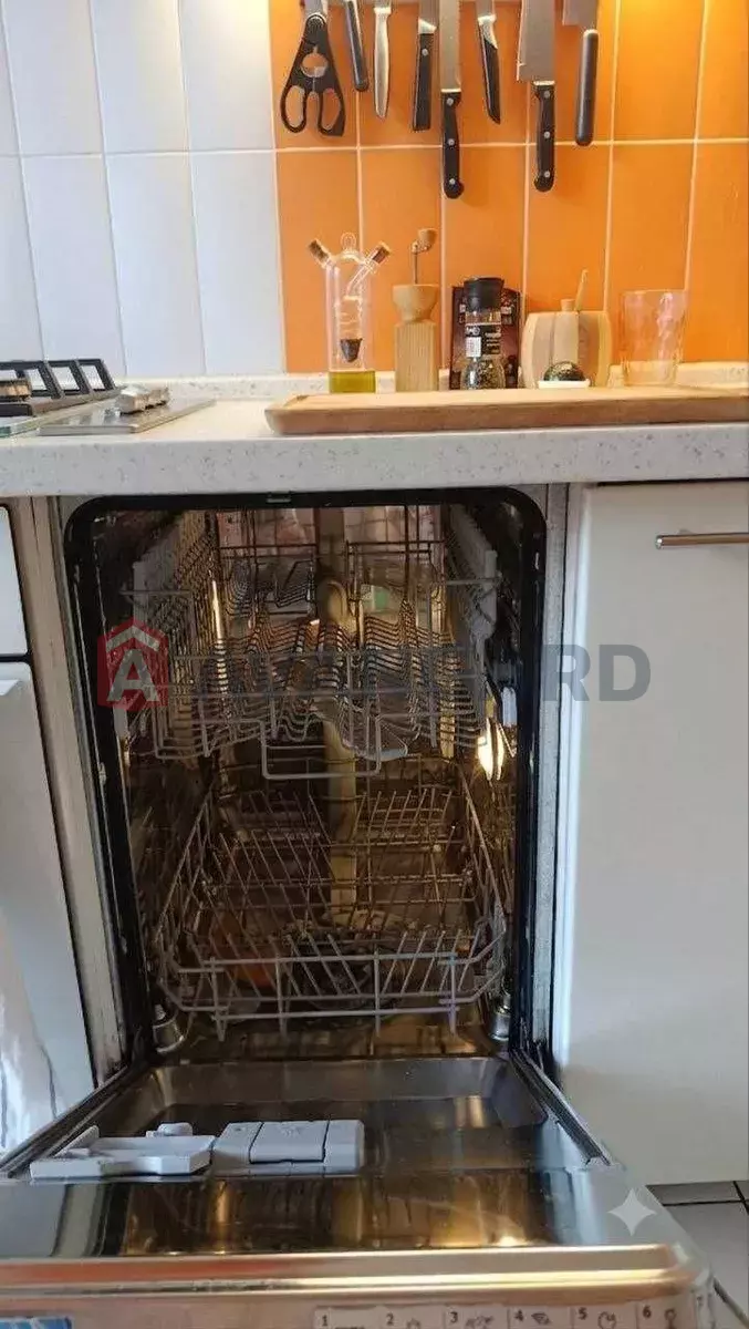 3 ����. ��������, 67/-/9 ��. �., 1/2 ���� ���� 18