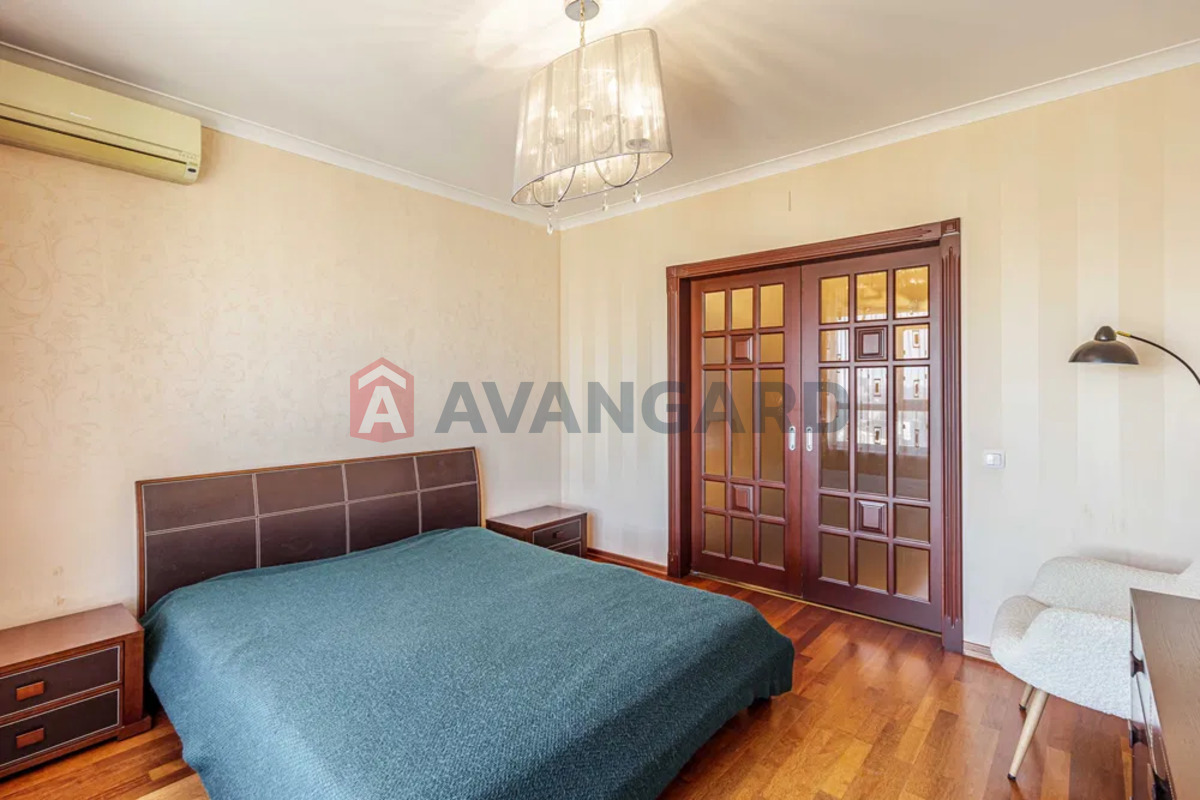 3 ��. ��������, 87/-/16 ��. �., 21/25 ������ ���� 11