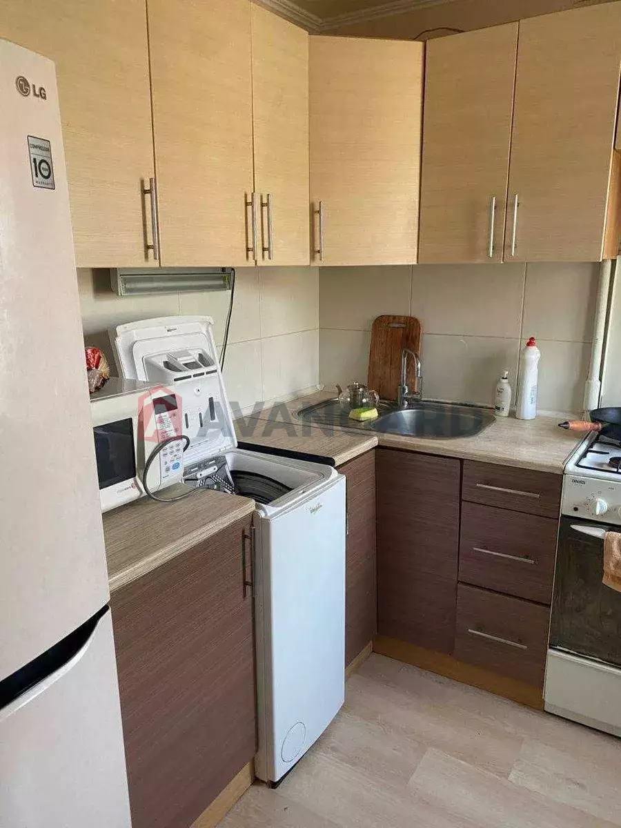 1 ����. ��������, 32/-/5 ��. �., 4/5 ���� ���� 1