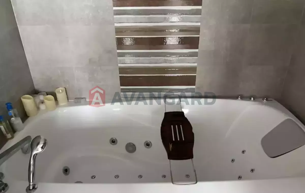 3 ��. ��������, 92/-/- ��. �., 11/11 ������ ���� 7