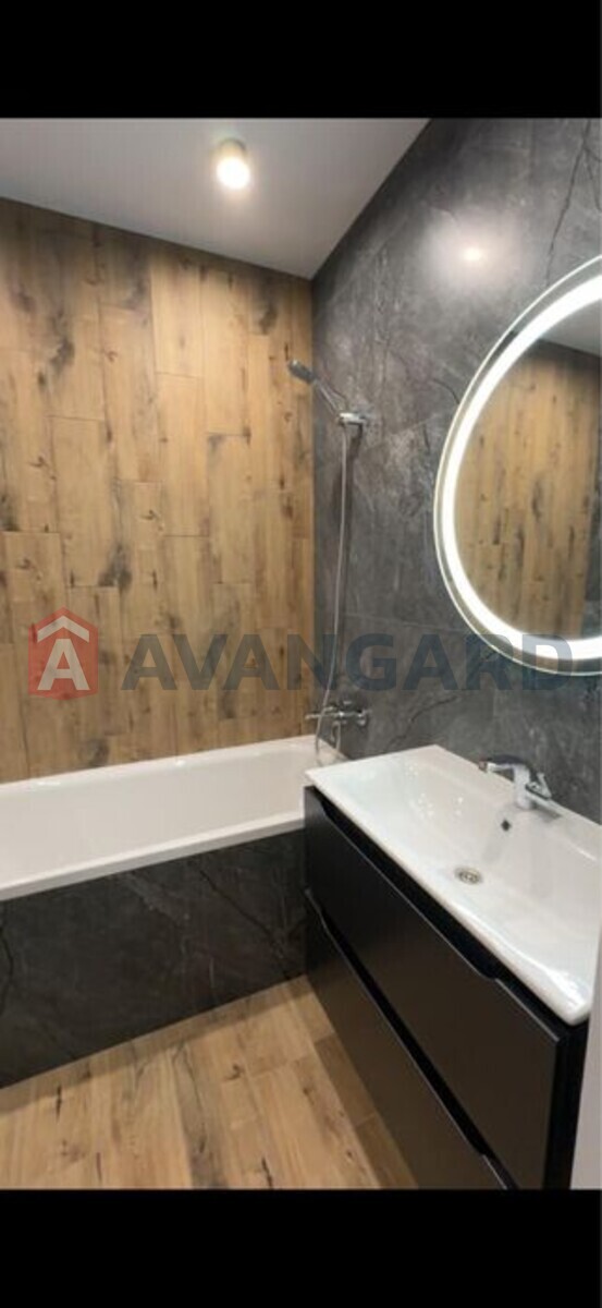 2 ��. ��������, 67/-/17 ��. �., 10/10 ������ ���� 3