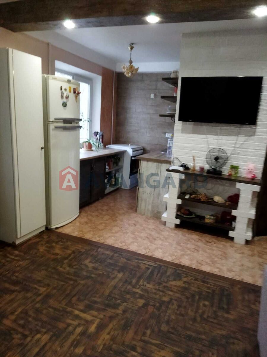 2 ����. ��������, 42/30/8 ��. �., 2/5 ���� ���� 5