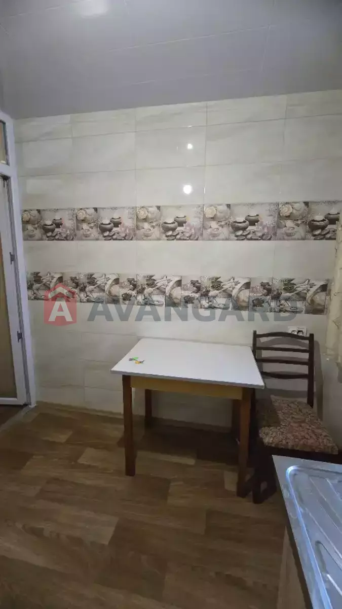 2 ��. ��������, 45/-/6 ��. �., 4/5 ������ ���� 9