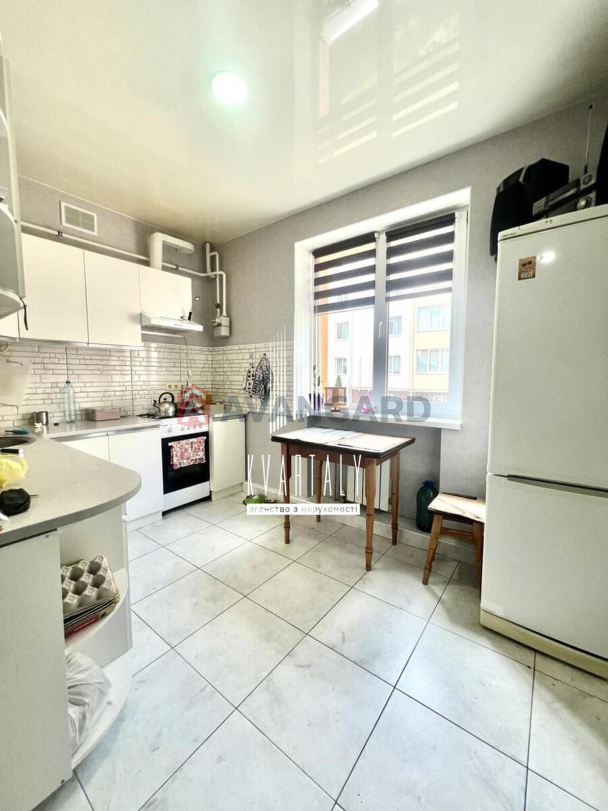 1 ��. ��������, 35/20/8 ��. �., 1/5 ������ ���� 2