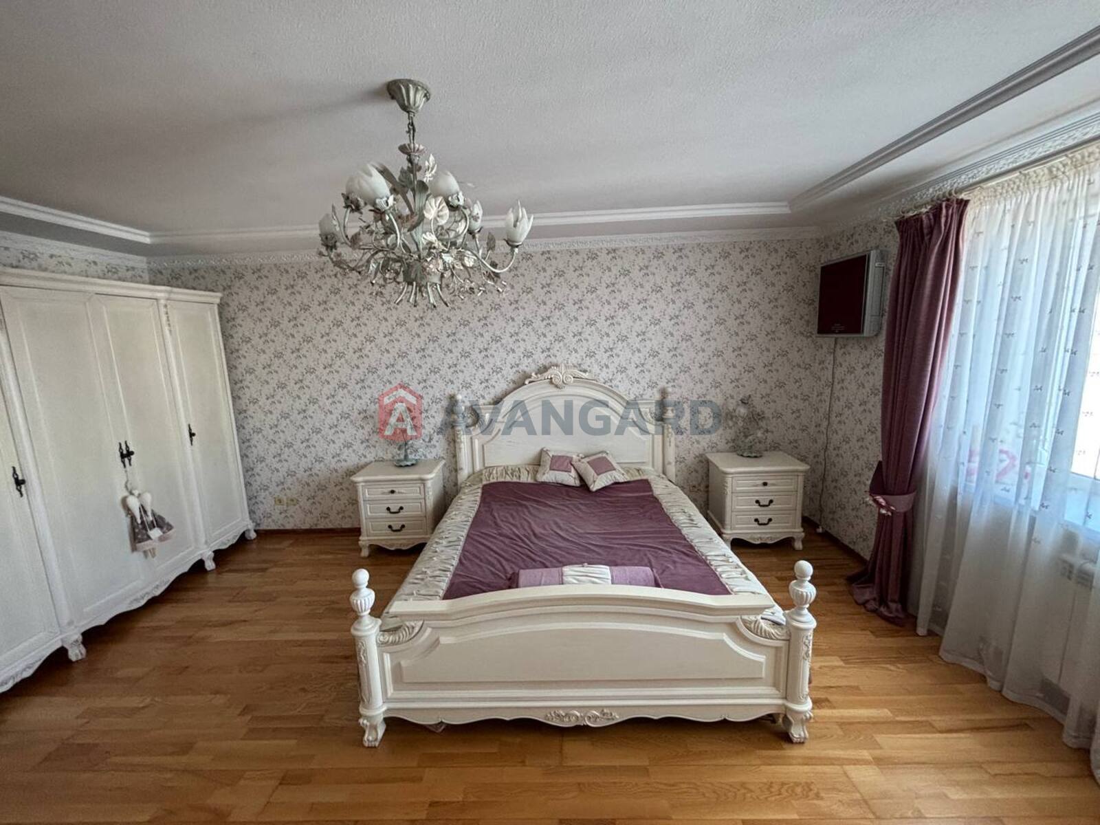 3 ����. ��������, 122/-/15 ��. �., 10/11 ���� ���� 10