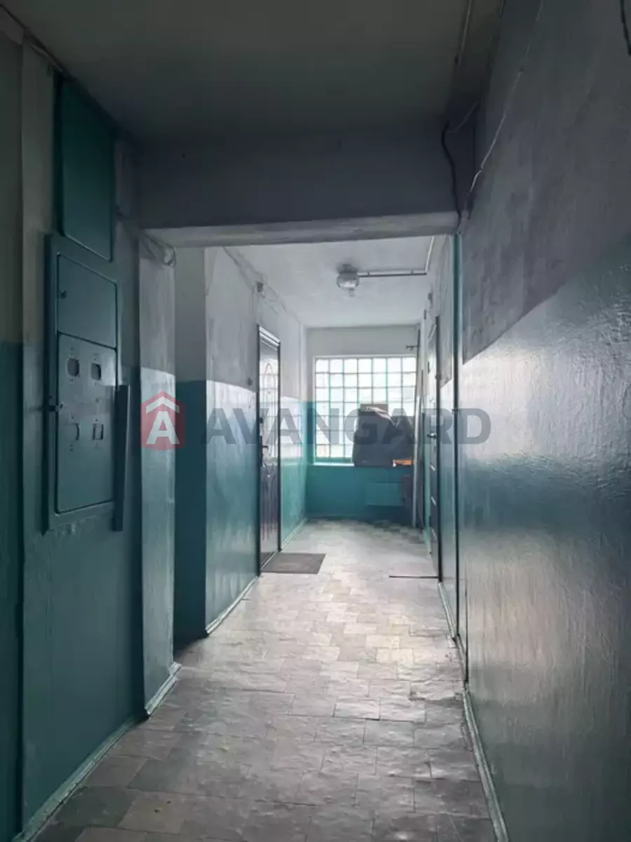 1 ��. ��������, 40/-/7 ��. �., 8/16 ������ ���� 9