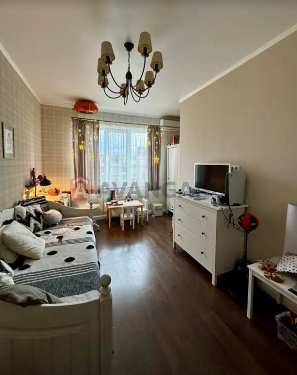 4 . , 110/57/22 . ., 8/10   4