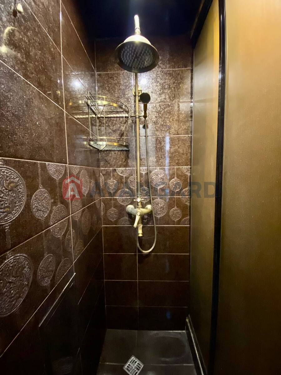 1 ��. ��������, 16/-/2 ��. �., 1/2 ������ ���� 4