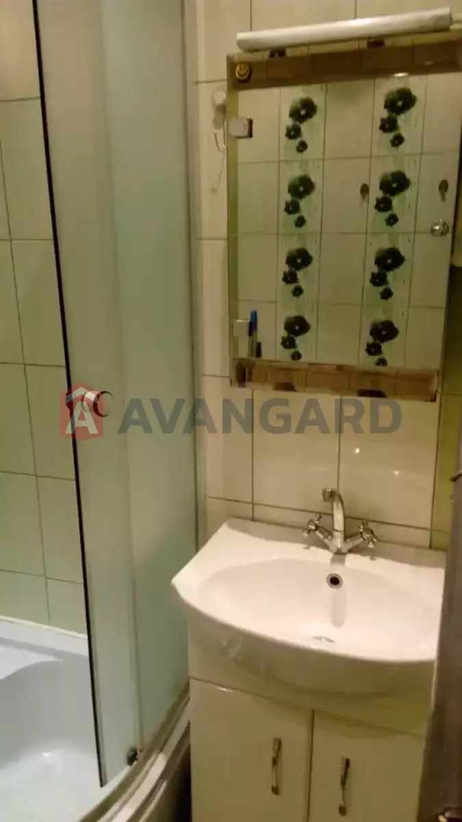2 ��. ��������, 43/-/5 ��. �., 5/5 ������ ���� 10