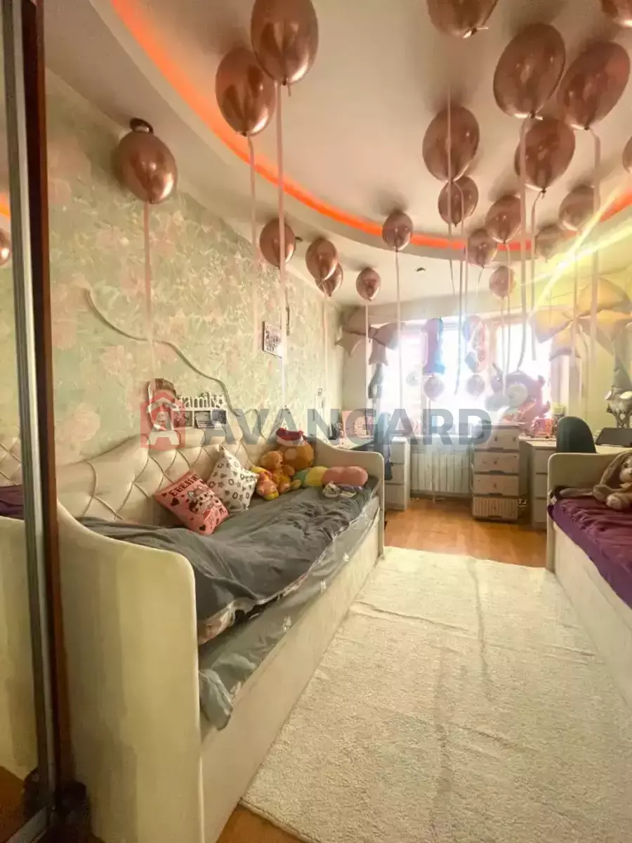 2 ����. ��������, 46/-/6 ��. �., 5/5 ���� ���� 19