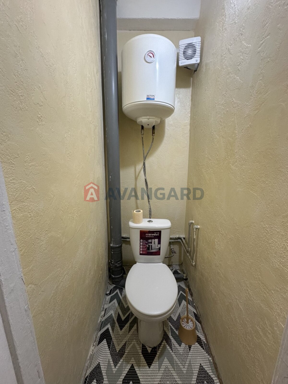 2 ��. ��������, 50/-/9 ��. �., 7/9 ������ ���� 5