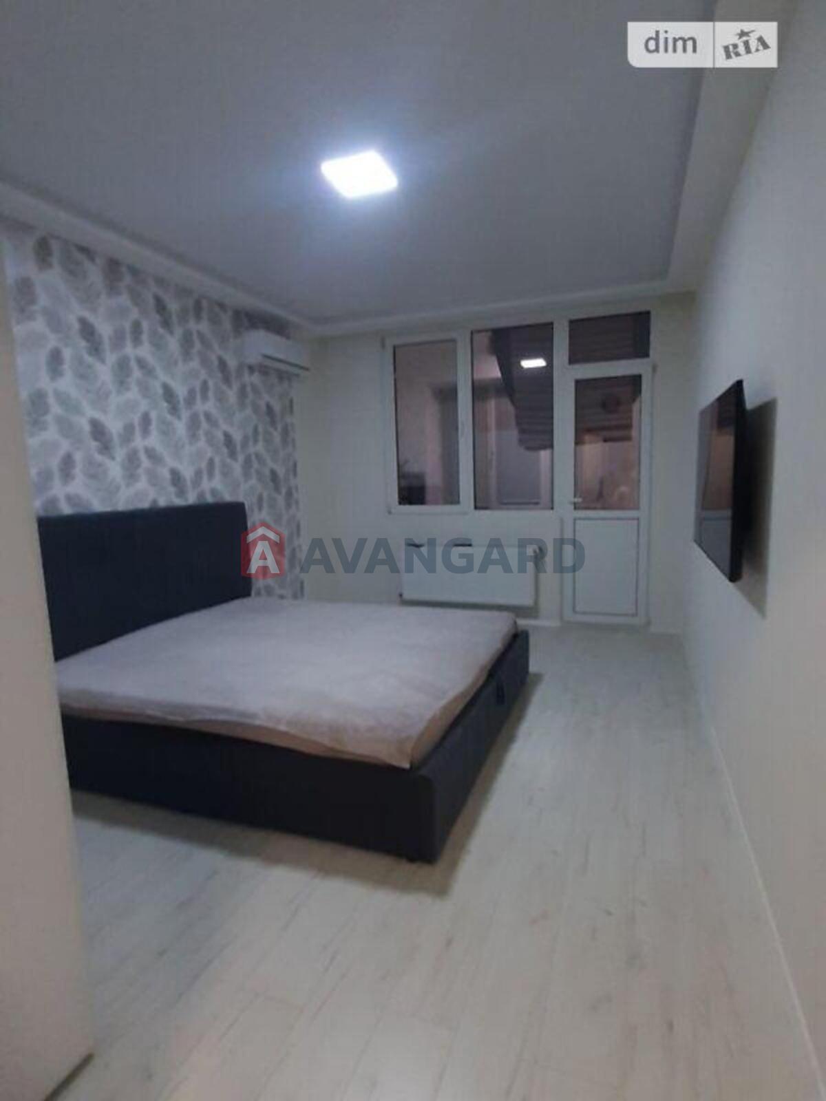 2 ��. ��������, 99/-/16 ��. �., 5/5 ������ ���� 15