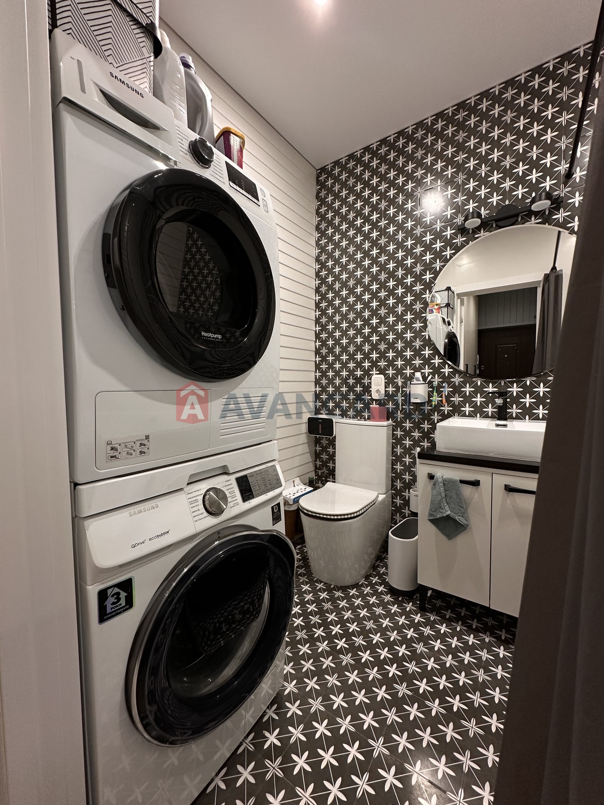 2 ��. ��������, 67/-/24 ��. �., 7/10 ������ ���� 15