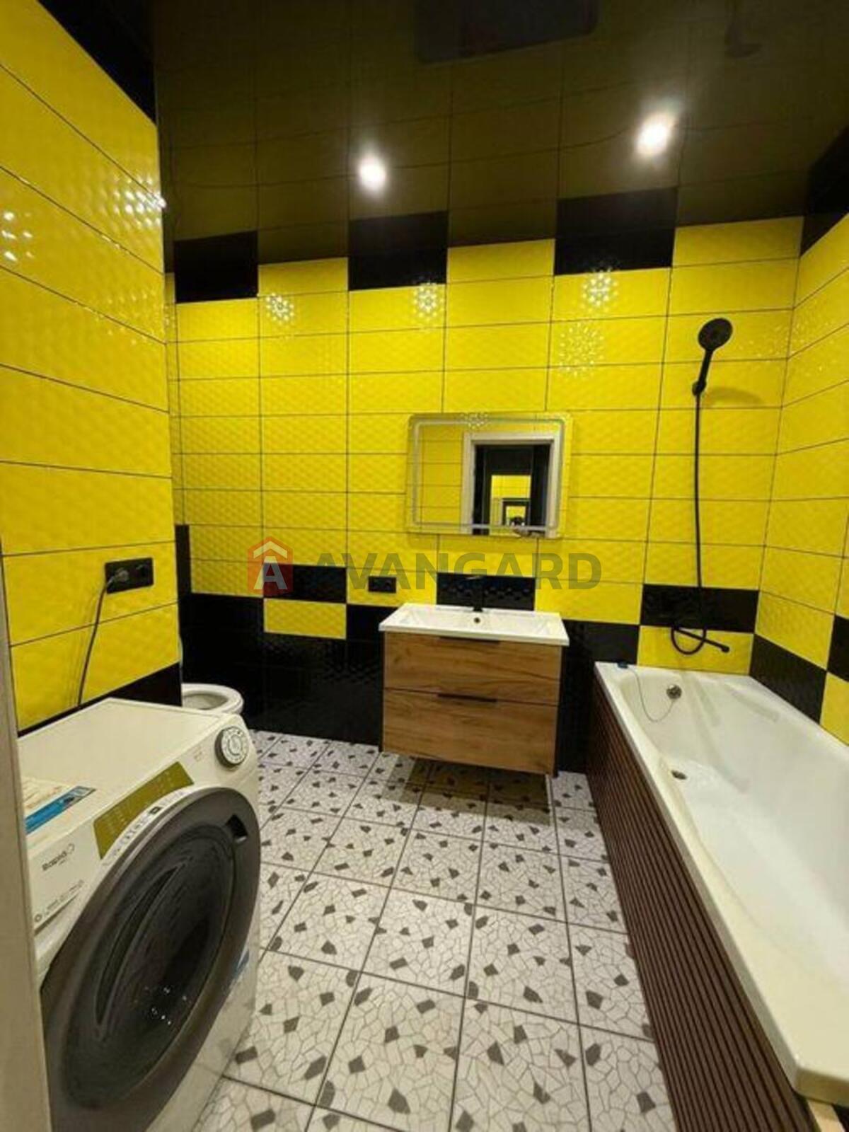 2 ����. ��������, 40/-/15 ��. �., 1/6 ���� ���� 3