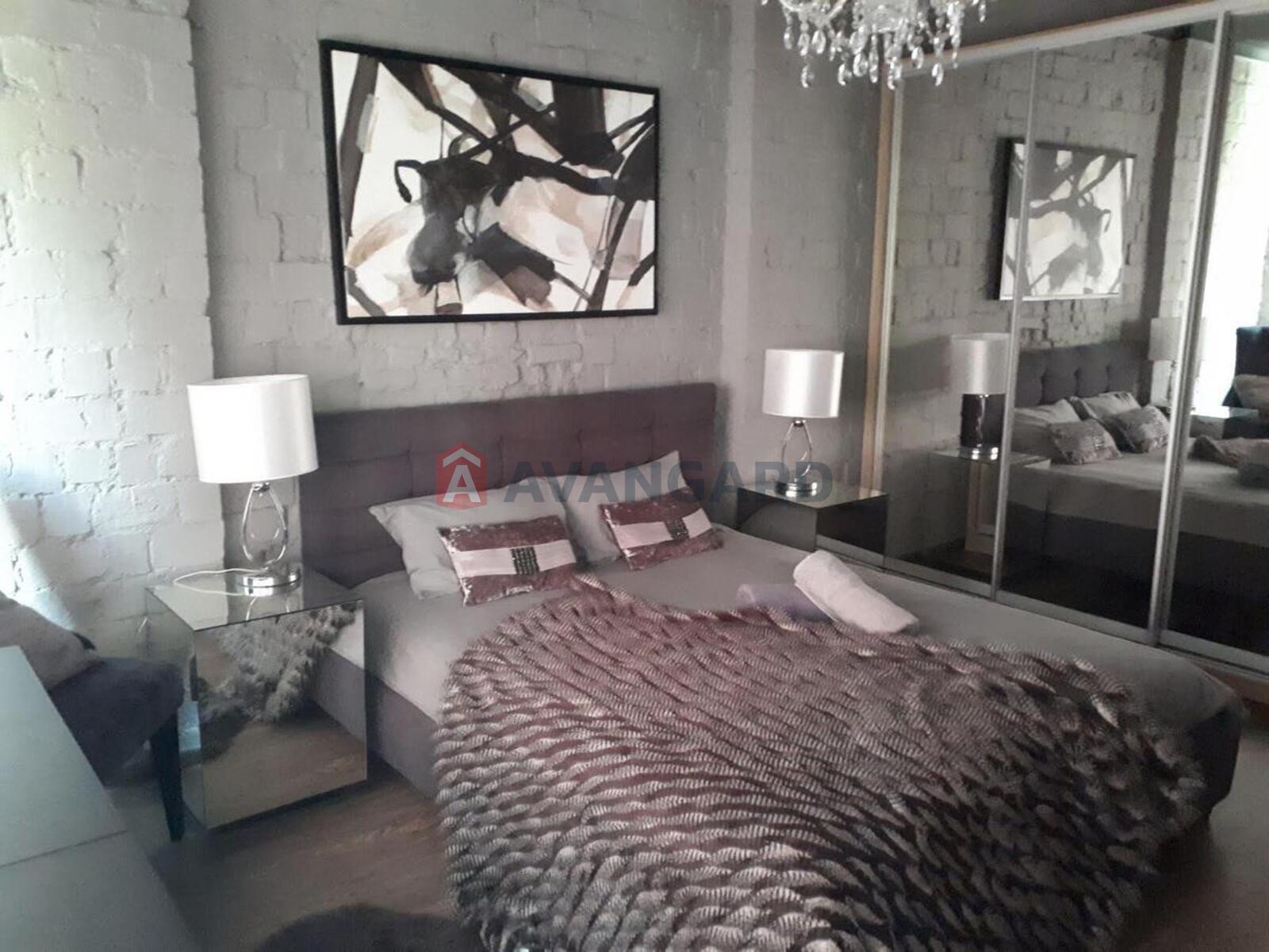 2 ��. ��������, 55/35/9 ��. �., 4/5 ������ ���� 3